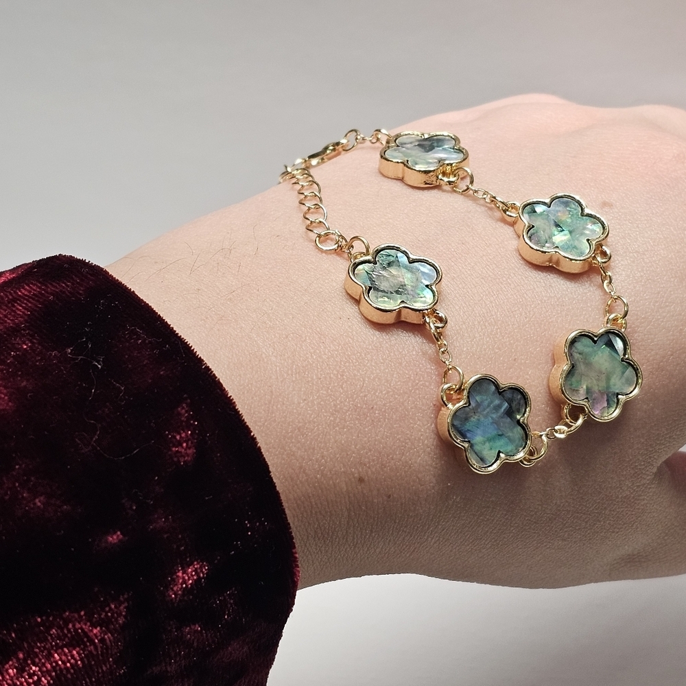 Bohemian Gold Iridescent Flower Fashion Charm Bracelet